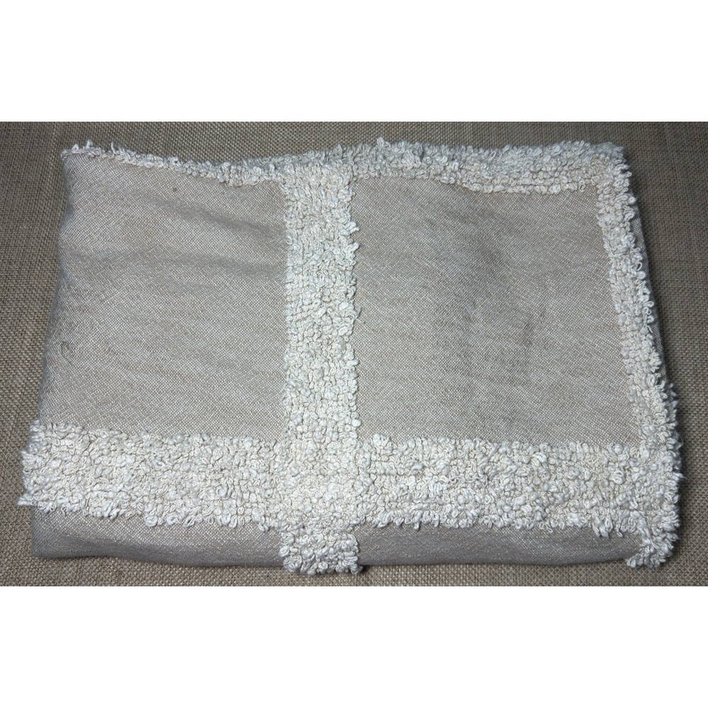 H&M Needle‎ Tufted Bedspread Textured Quilt Coverlet Beige